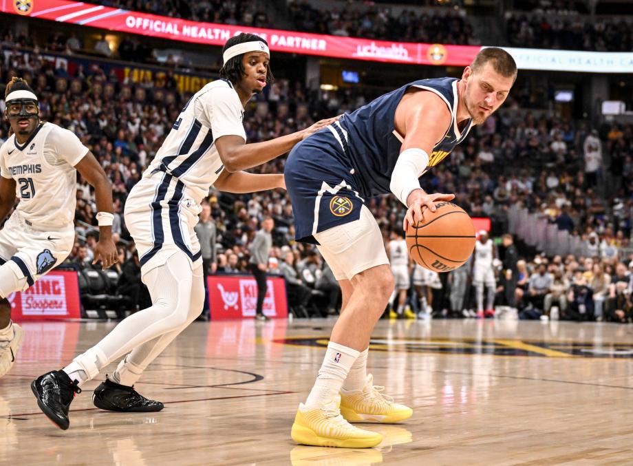 开云体育-约基奇14+15+10穆雷26分 掘金大胜灰熊10连胜